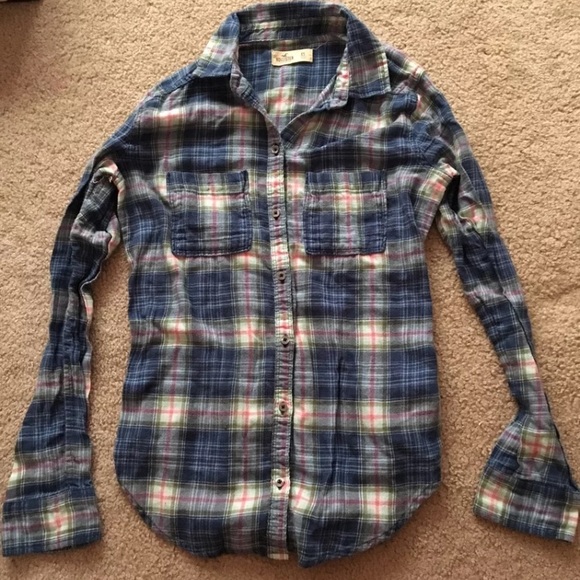 2 flannels - Picture 2 of 2